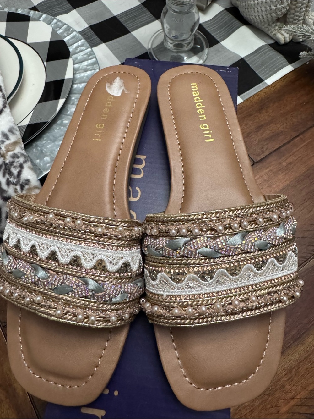Women’s Madden Girl Embellished Slide Sandals Beads Braided Size 7